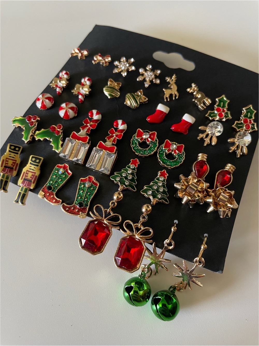 20 pairs ✨🎄 mix + match stud earring holiday Christmas pack, new!